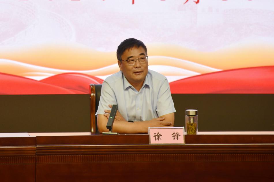 新闻-徐书记.jpg 新闻-徐书记.jpg