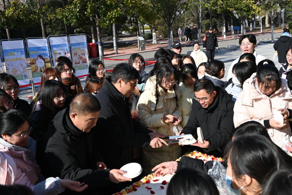 DSC_0634.JPG DSC_0634.JPG