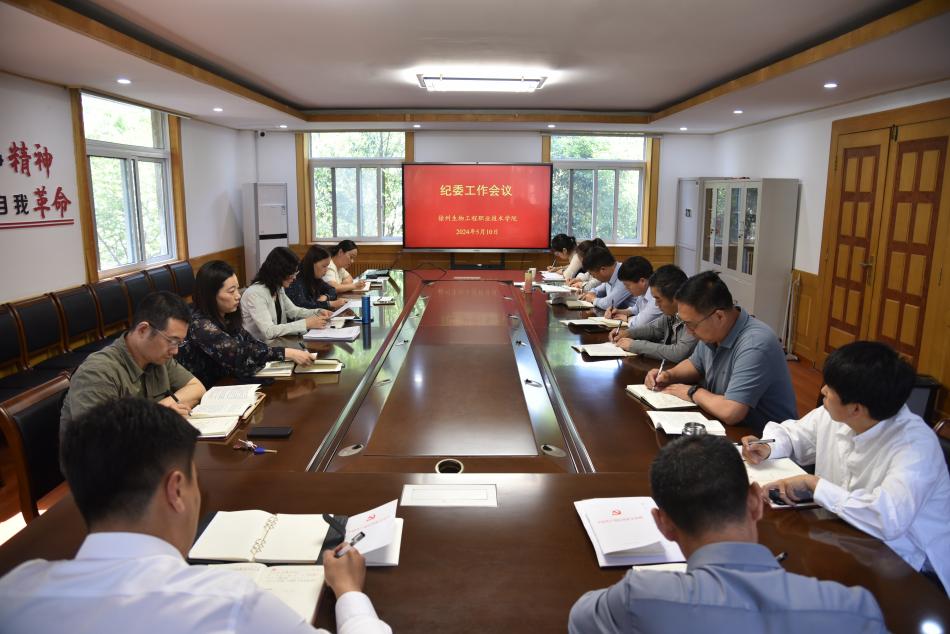 DSC_2443.JPG DSC_2443.JPG