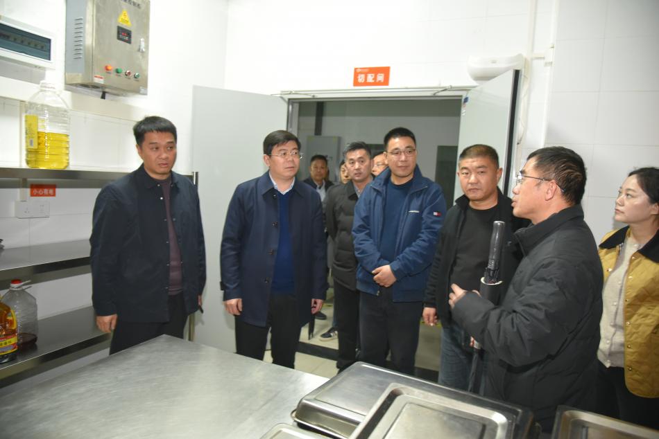 DSC_6024.JPG DSC_6024.JPG